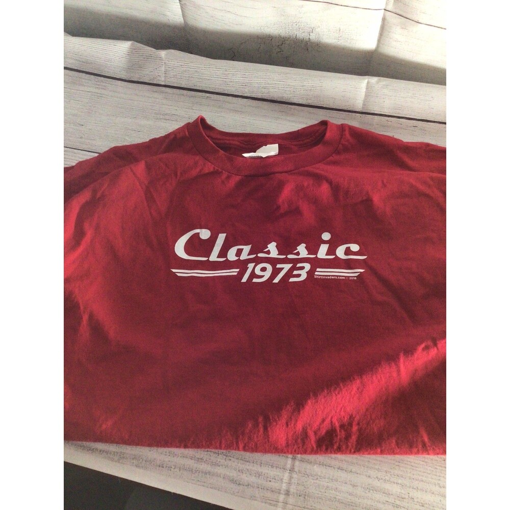 “Classic 1973” Shirt Invaders Brand New Large T-Shirt